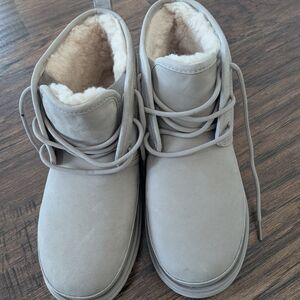 UGG Neumel Weather II Waterproof Putty Leather Shoes Chukka Boots Size US 9 Men